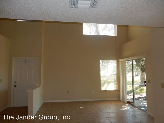Building Photo - 3 br, 3 bath House - 2642 Albion Avenue