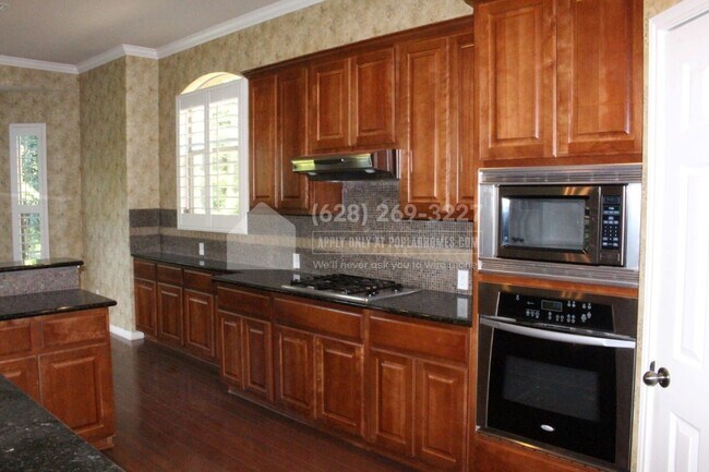 Building Photo - 12520 Capella Trail