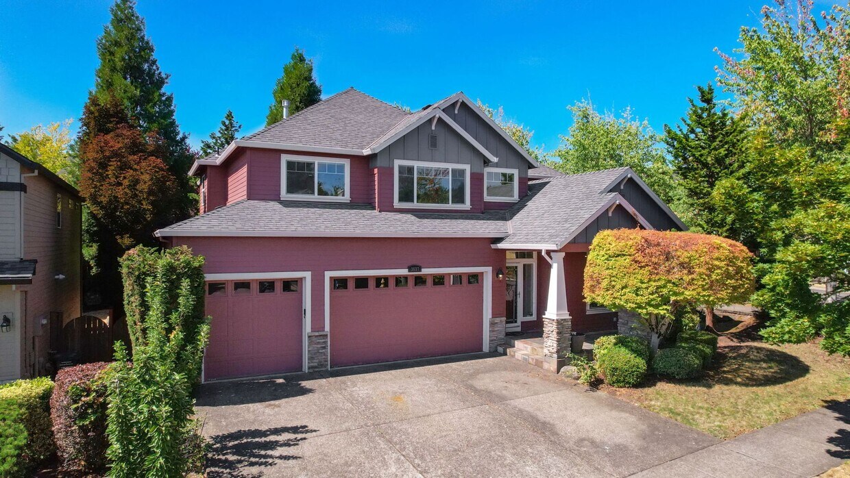 Foto principal - FOR RENT: CORNER LOT, Immaculate, lovely a...