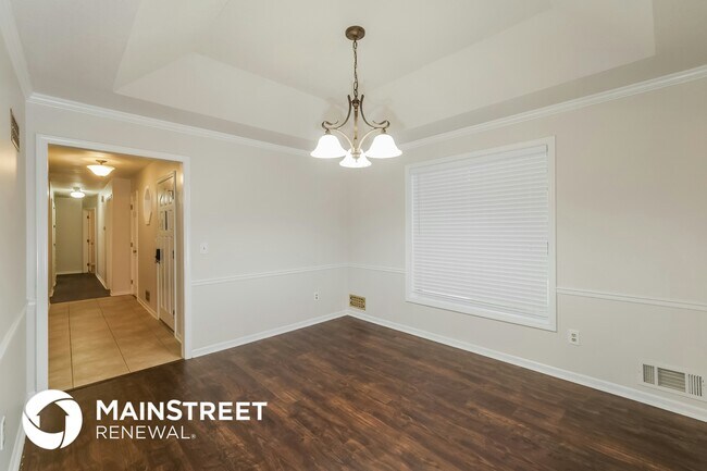 Building Photo - 1022 SE 5th Terrace