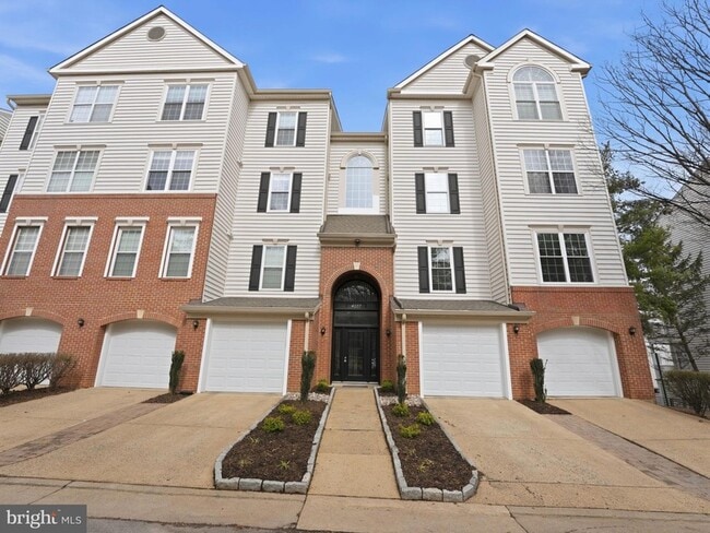 Building Photo - 4667 Longstreet Ln