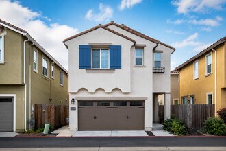 Building Photo - 4045 Neapolis Ln