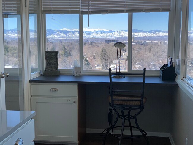 Foto del edificio - 1888 S Jackson St