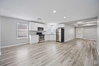 Building Photo - 1728 Connorvale Rd