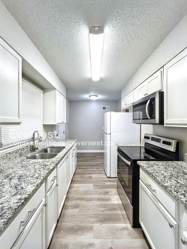 Building Photo - 4286 Fredericks Ave