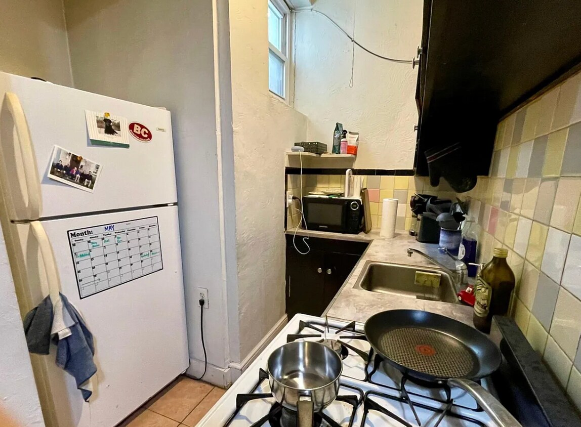 Foto principal - Pet Friendly 1 bed available 9/1