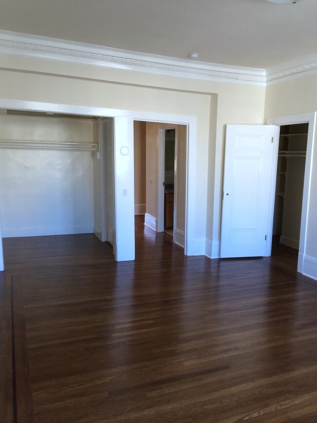 Building Photo - Warrington Apartments