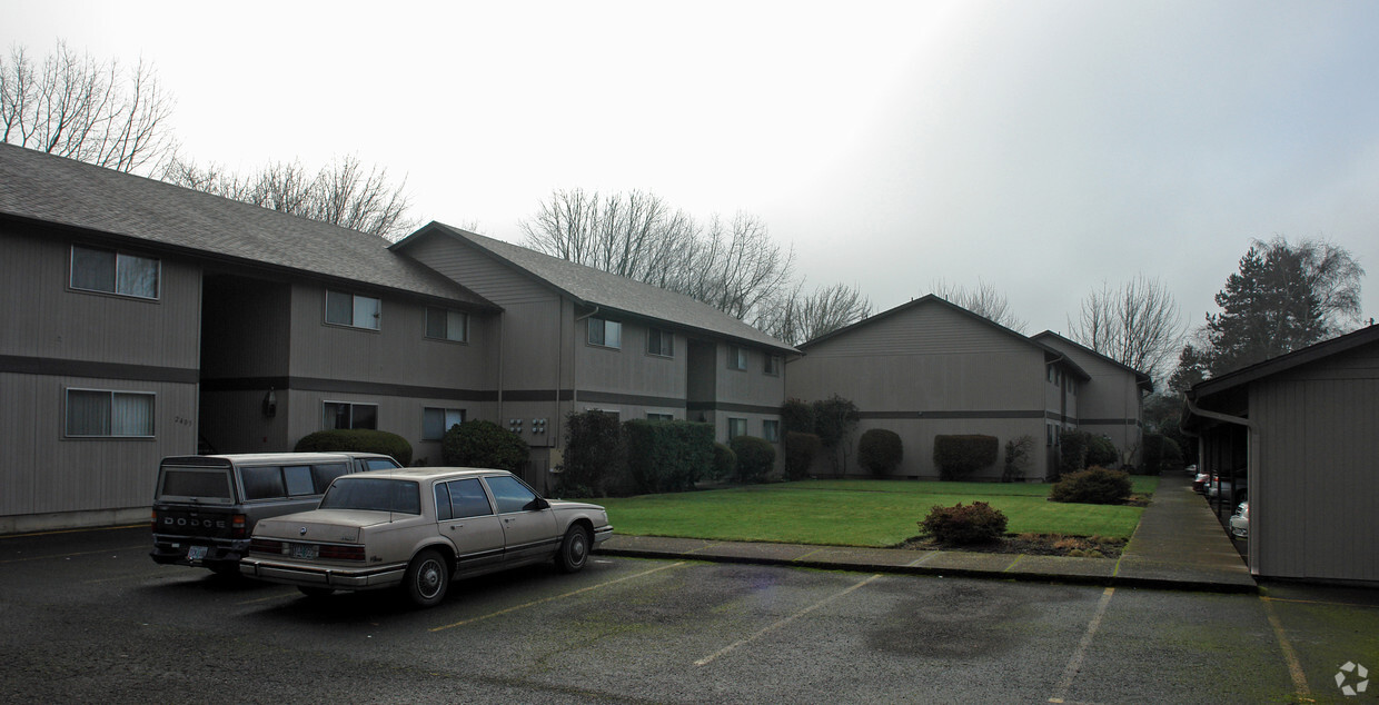 Building Photo - Cal Young Apartments