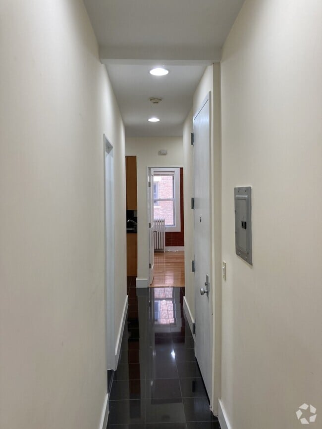 Building Photo - 45 Hemenway St