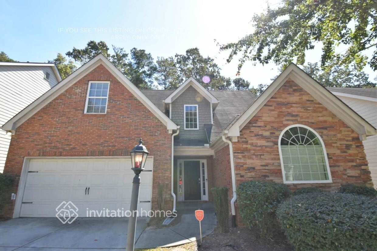 Foto principal - 2560 Freemont St