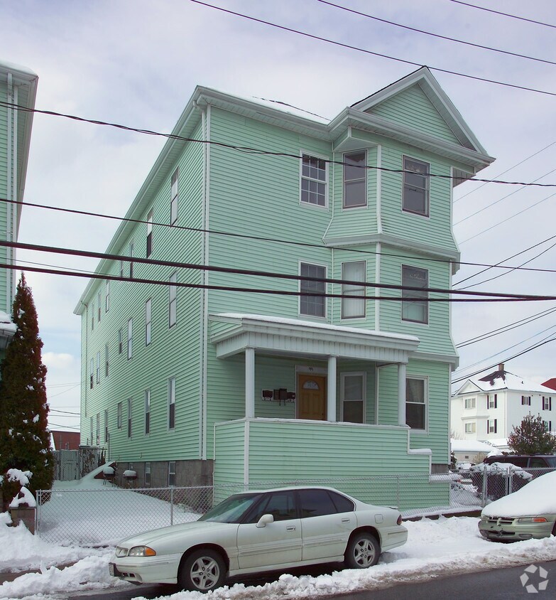Foto del edificio - 99 16th St