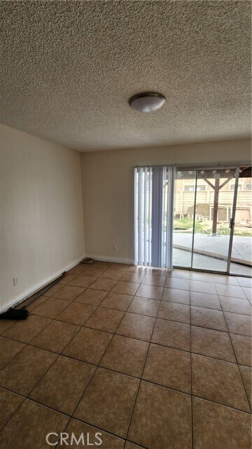 Building Photo - 123 Peppertree Dr