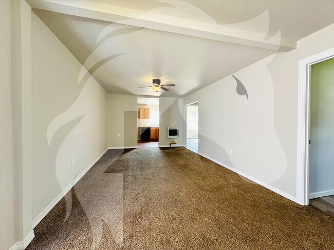 Foto del edificio - "Charming 2-Bedroom Home in Woodward – You...