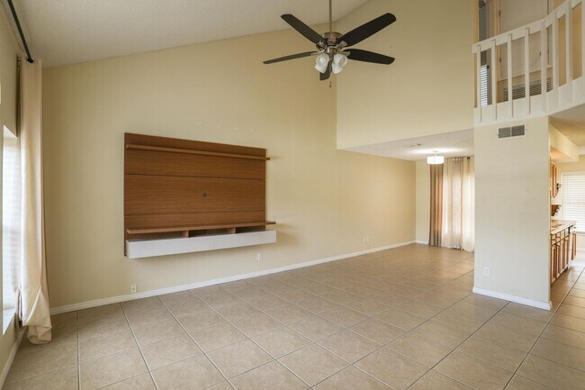 Foto del edificio - 1040 Covington St