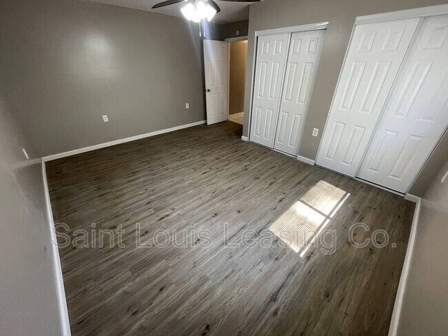 Foto del edificio - 1824 Spencer Ave
