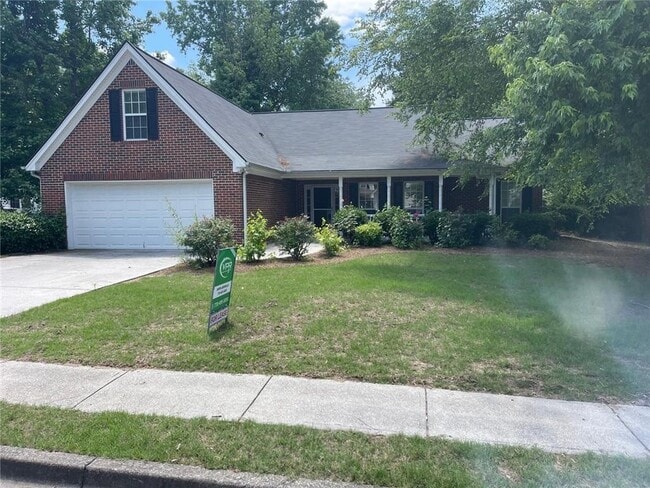 Building Photo - 3028 Express Ln NE