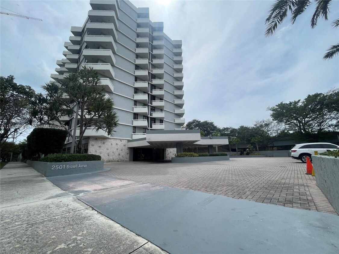 Foto principal - 2501 Brickell Ave