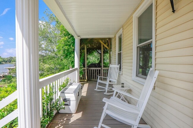 Photo - 1722 McDaniel St House