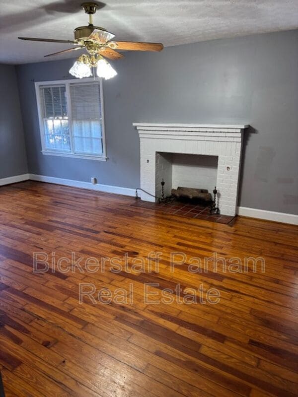 Foto del edificio - 3702 3rd Ave