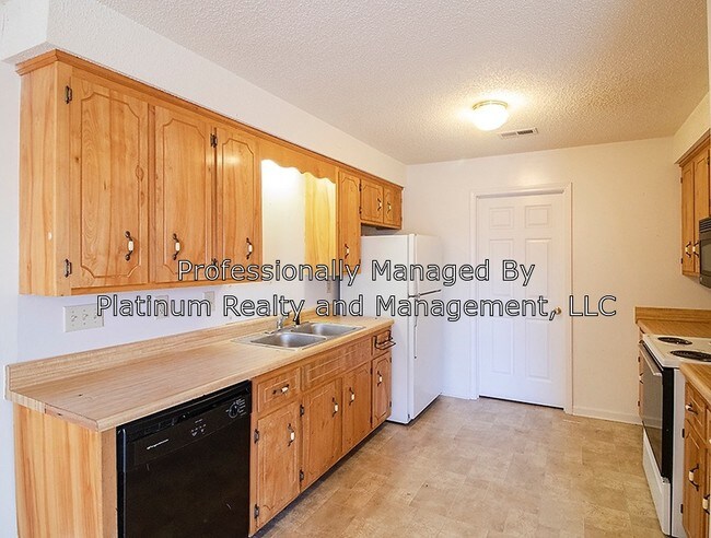 Foto del edificio - 3874 Northeast Dr