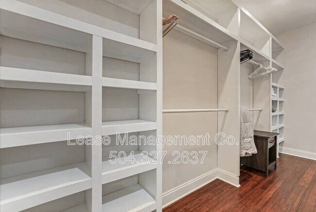Foto del edificio - 1377 St Bernard Ave