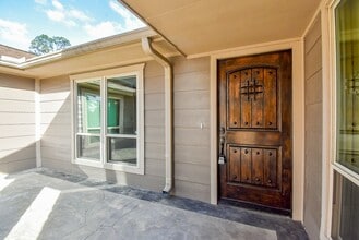 Building Photo - 12402 Amado Dr