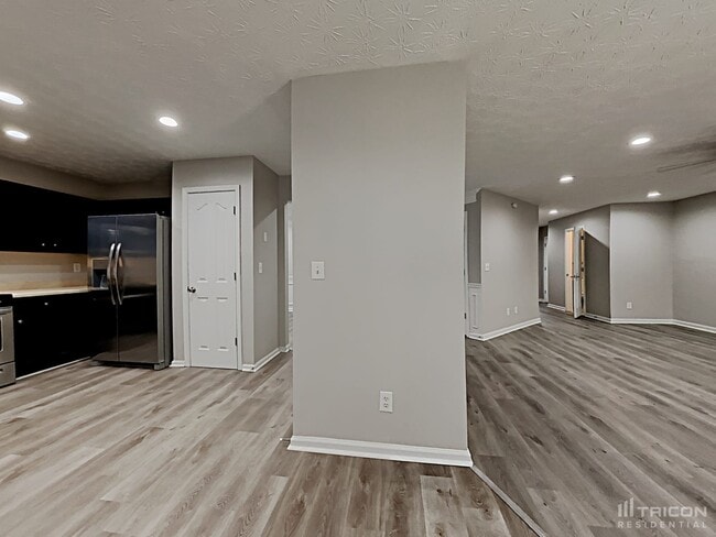 Foto del edificio - 80 Stony Oak Dr