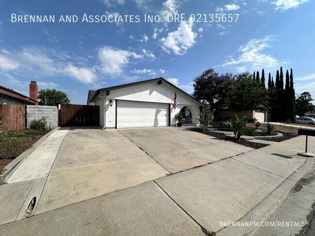 Foto del edificio - Charming 3-Bedroom Home in Escondido: Mode...