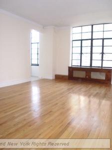 Primary Photo - 1 University Pl