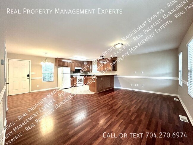 Foto del edificio - Adorable 3BR/2BA Home in Concord