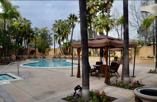 Foto del edificio - 12372 Carmel Country Rd