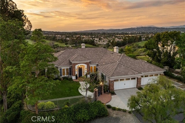 Building Photo - 2309 Skyline Dr