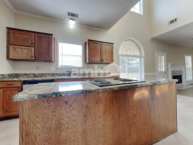 Building Photo - 7986 Oak Pebble Cv