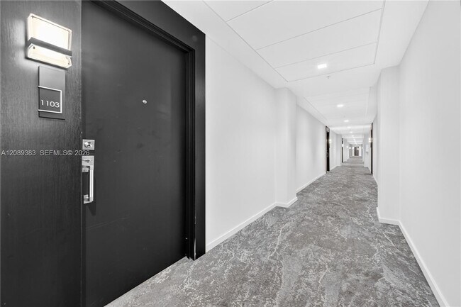 Foto del edificio - 19380 Collins Ave