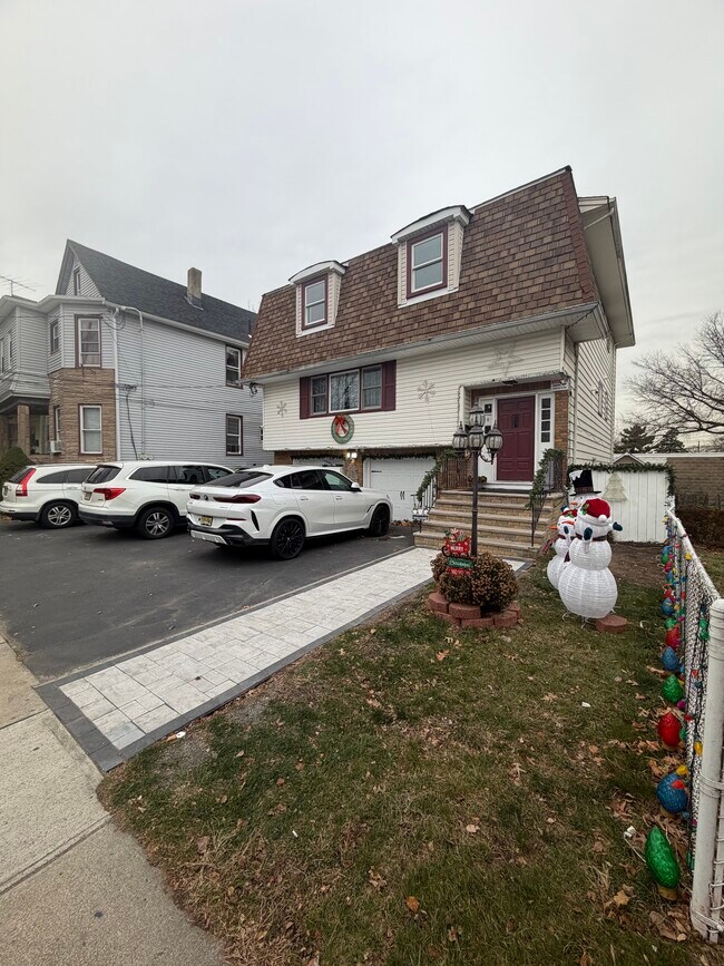 Building Photo - 360 Highland Ave