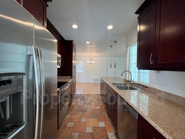 Building Photo - 1454 Briarwood Pl