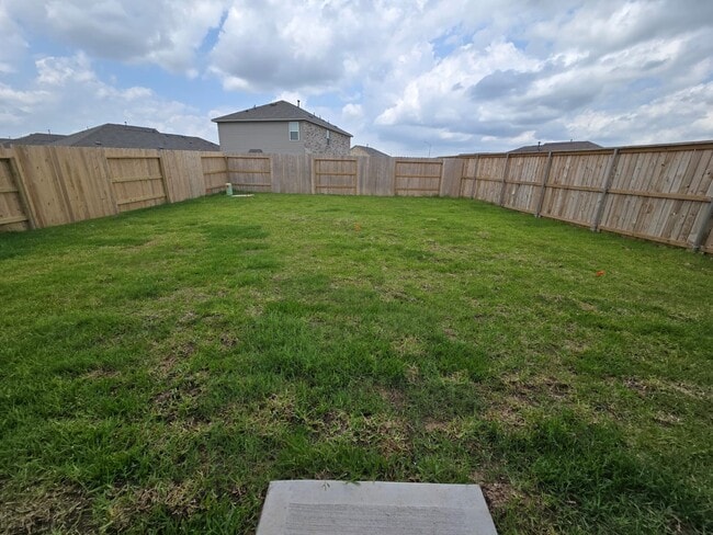 Building Photo - 26706 Dalmatian Bellflower Dr