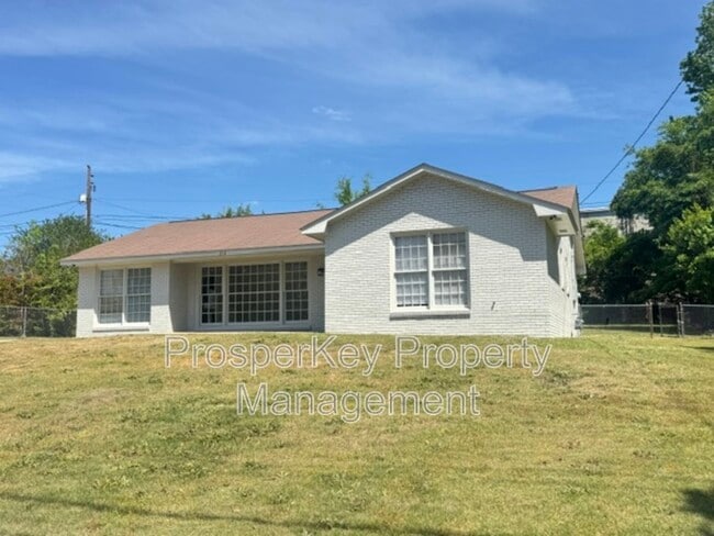 Building Photo - 210 Playa Del Ray Dr