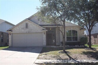 Building Photo - 3776 Castle Rock Dr