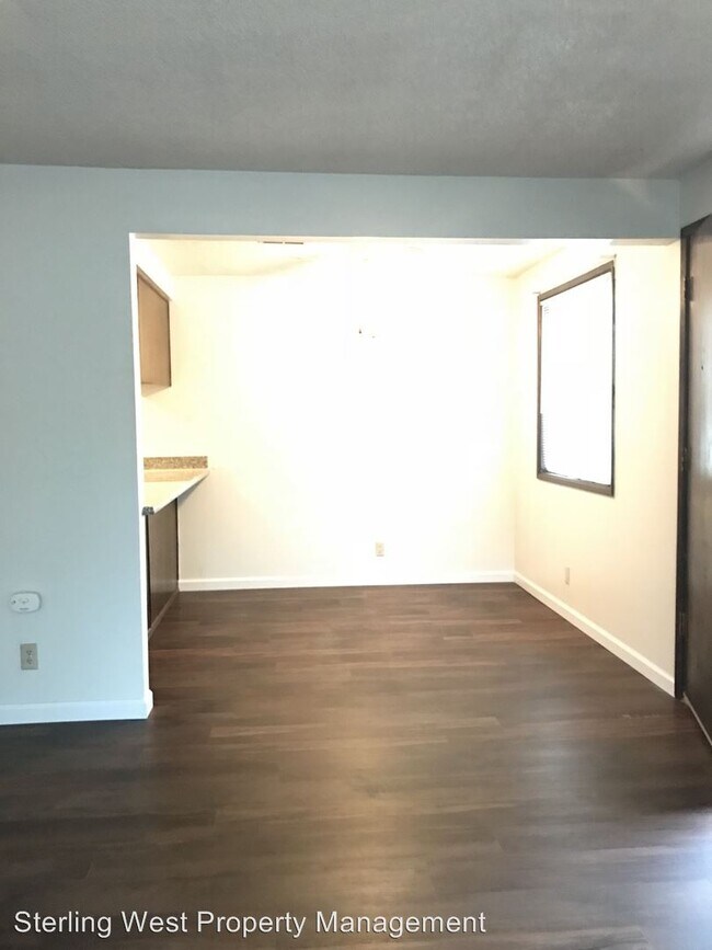 Building Photo - 1 br, 1 bath House - 1044 Woodrow Ln.