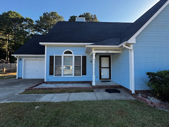 Building Photo - Cozy 3 Bedroom 2 Bath Home in Raeford.