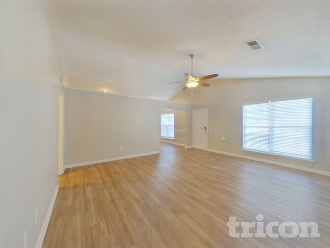 Foto del edificio - 181 Youpon Dr