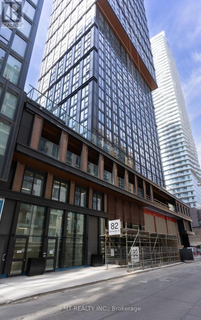 Building Photo - 82 Dalhousie St