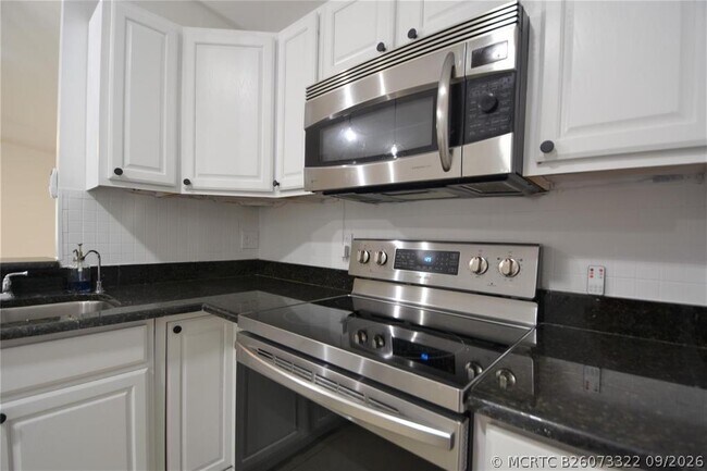 Foto del edificio - 514 Woodgate Cir