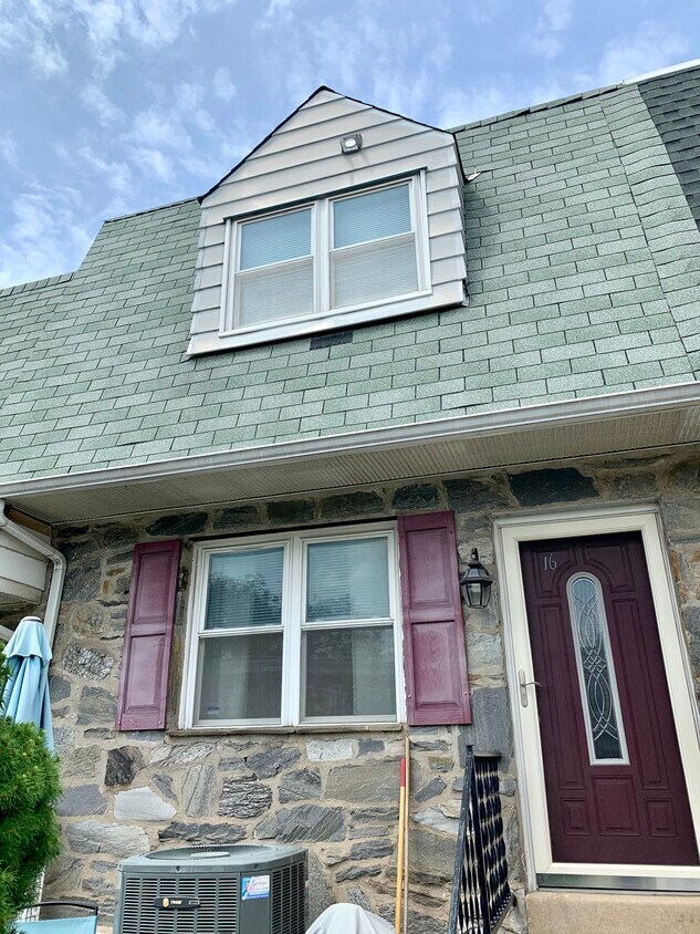 Foto principal - 16 Franklin Ave