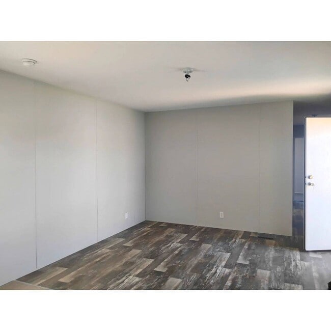 Foto del edificio - 1520 Thomas Dr