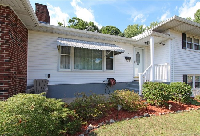 Foto del edificio - 276 Highland Dr