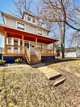 Building Photo - 121 Machen St