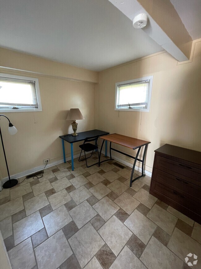 Eastwood Commons Apartments for Rent with Hardwood Floors Ithaca, NY