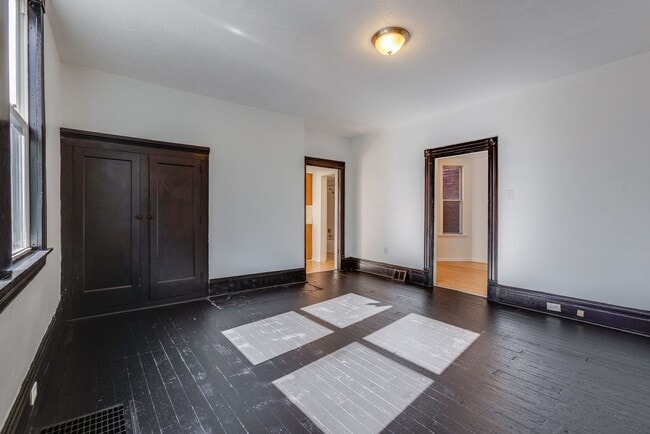 Photo - 2216 Arlington Ave Apartment